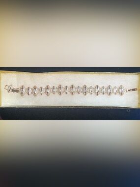 7”L Rose Gold plated Pavé Link Bracelet - Women Jewelry
